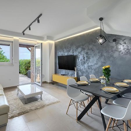 Casa Lori Lägenhet Rosini Exteriör bild